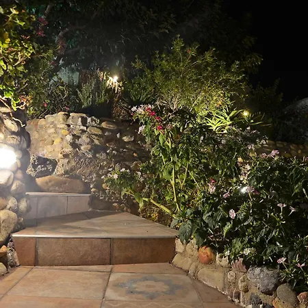 Holiday home Kamara Stone House *