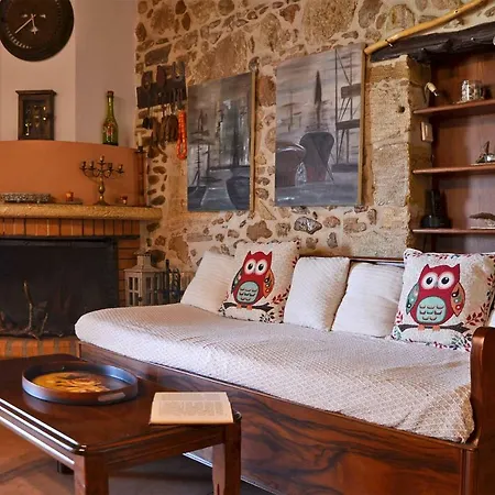 Holiday home Kamara Stone House *